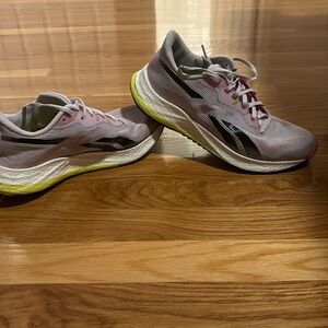 Reebok Light Purple Running Sneakers — SIZE 7.5!